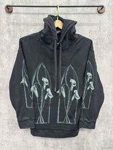 WHO DECIDES WAR Gothic Lily Graphic Hoodie Black Unisex Oversized Streetwear Pullover Sweatshirt