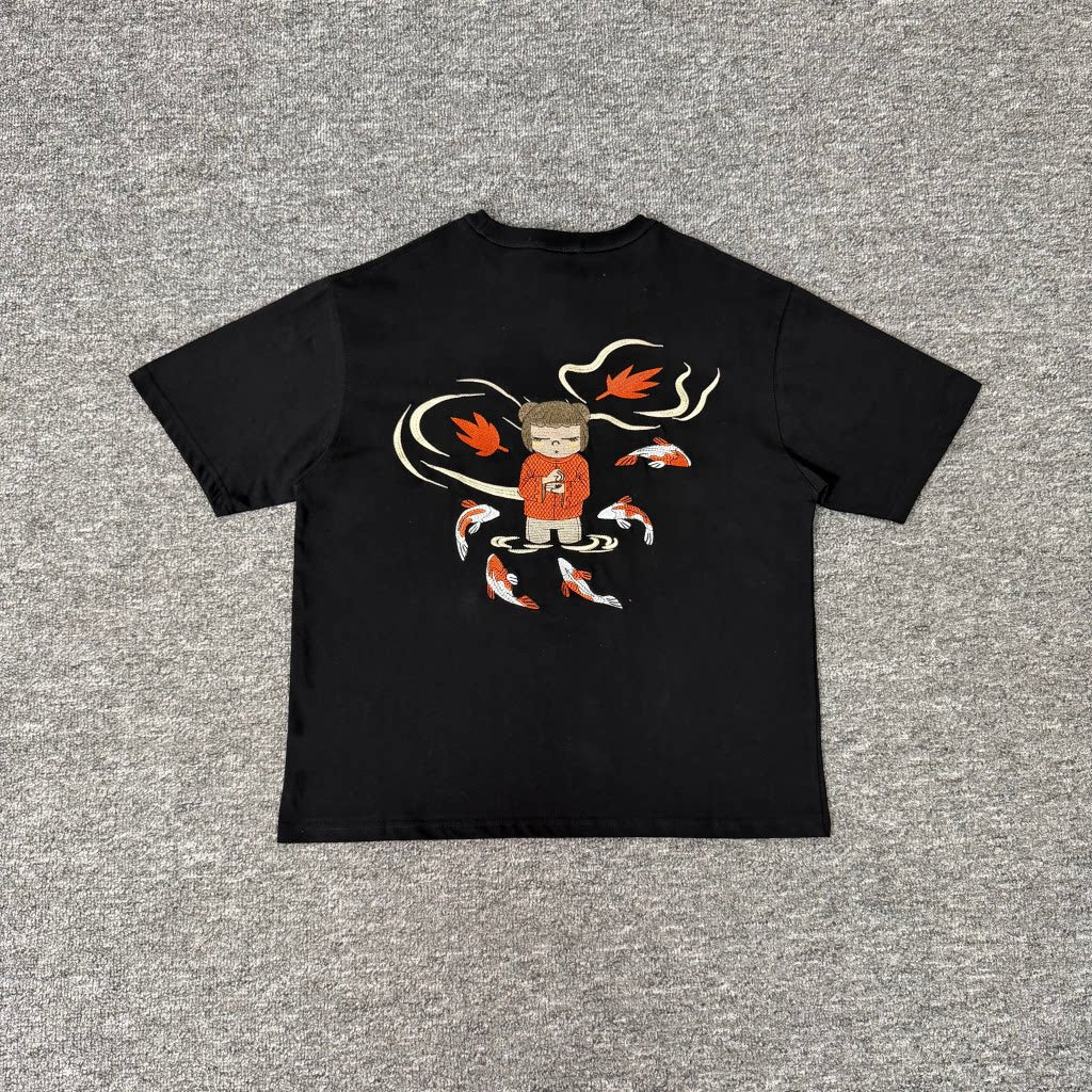 Derschutze trendy cartoon embroidered T-shirts for men and women, round neck, casual loose short-sleeved tops.