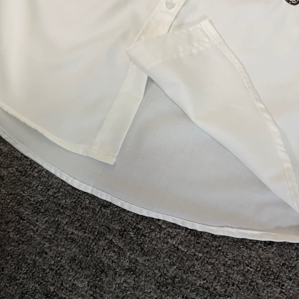 Derschutze high-street heavy-duty floral embroidered short-sleeved shirt, unisex collared trendy and versatile top.