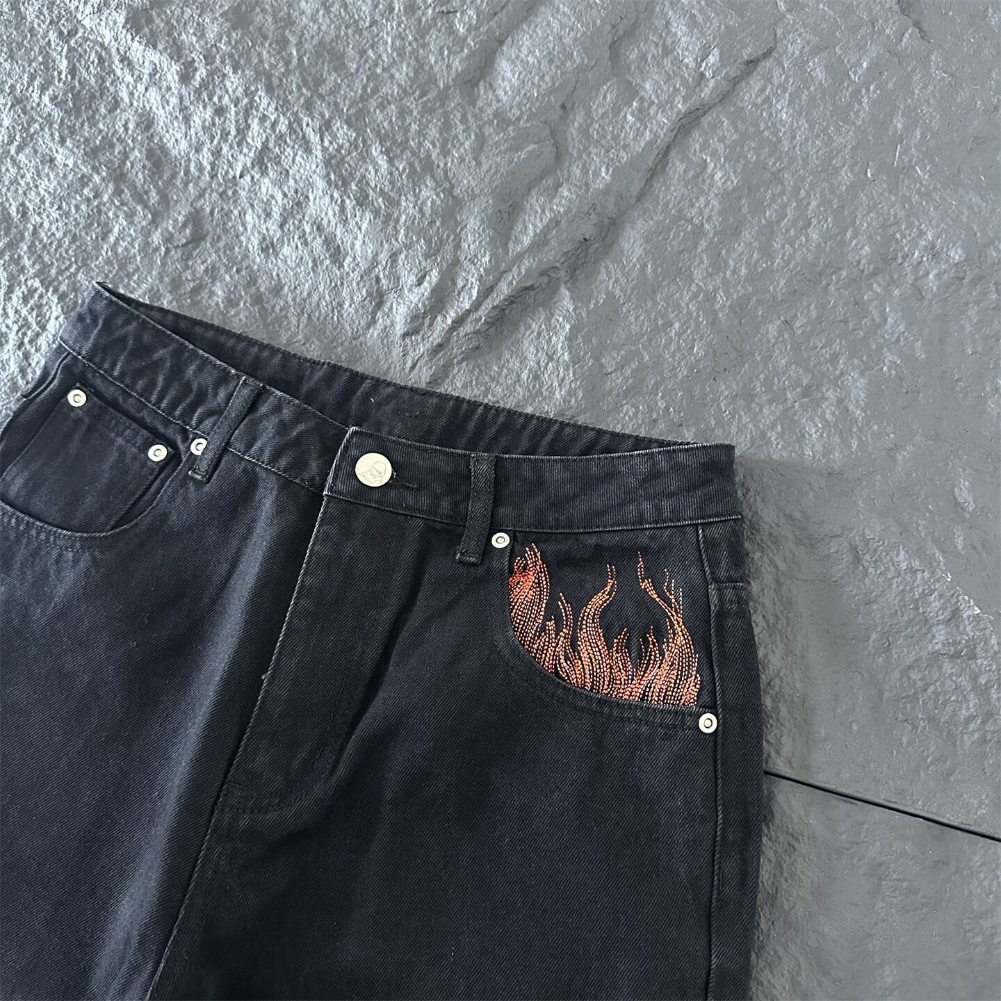 derschutze high-street style embroidered jeans for women, black straight-leg wide-leg pants, trendy and versatile fashion brand trousers.